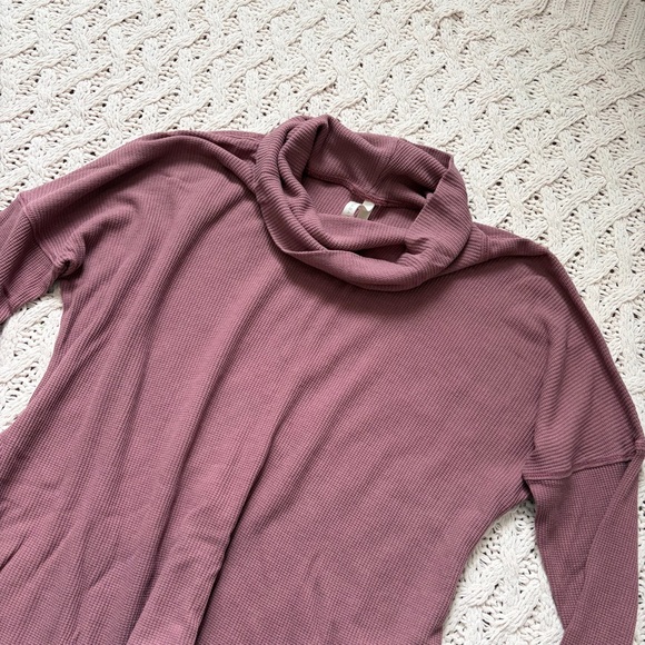 The Group Babaton Sweater - Aritzia Mauve Women’s Cowl Neck Sweater - Picture 4 of 7